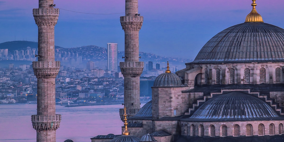 Easter Break Hotels Near Alton Towers and Drayton Manor