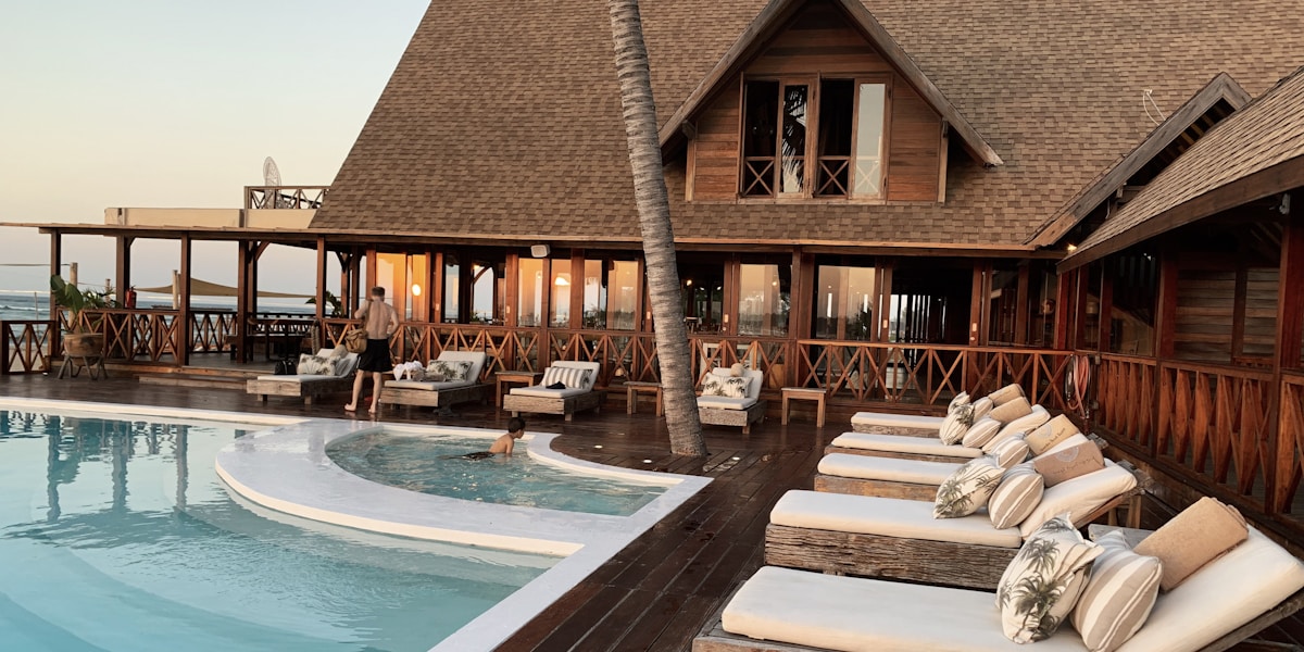 Alton Towers Scarefest Hotel