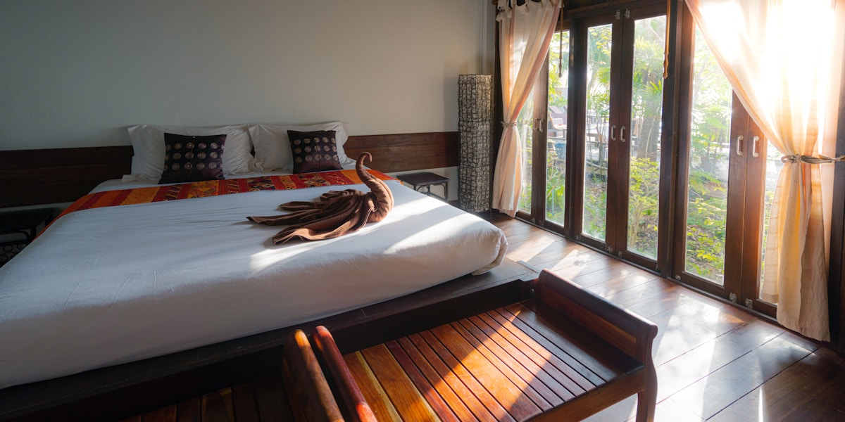 JCB World Visitor Centre: Engineering Marvels Near Burton